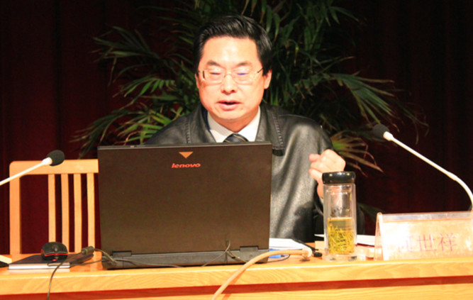 我校舉行黨的群眾路線教育實踐活動專題輔導會 我校舉行黨的群眾路線教育實踐活動專題輔導會