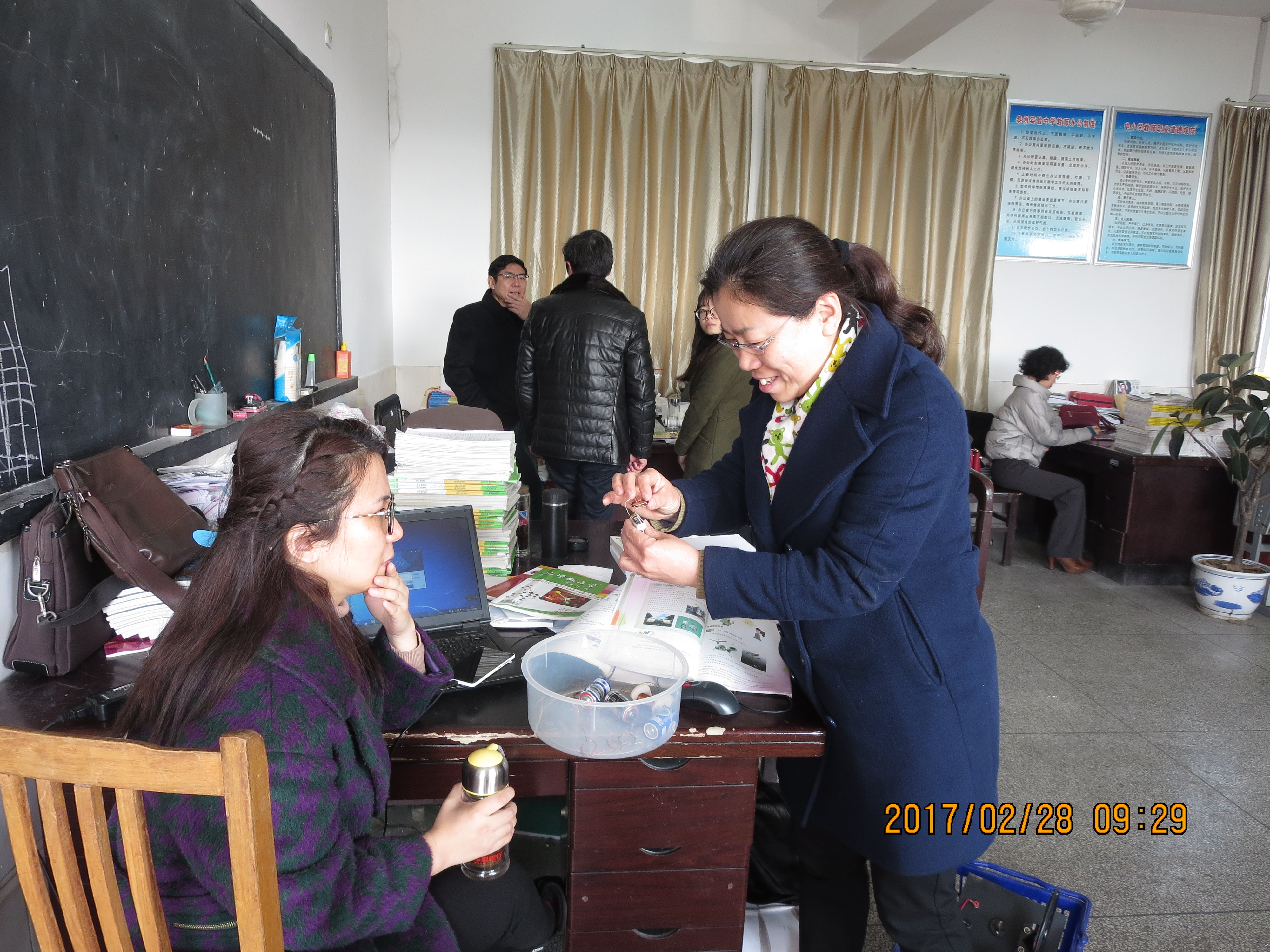 市教研室專家指導(dǎo)我校初中教學(xué)工作