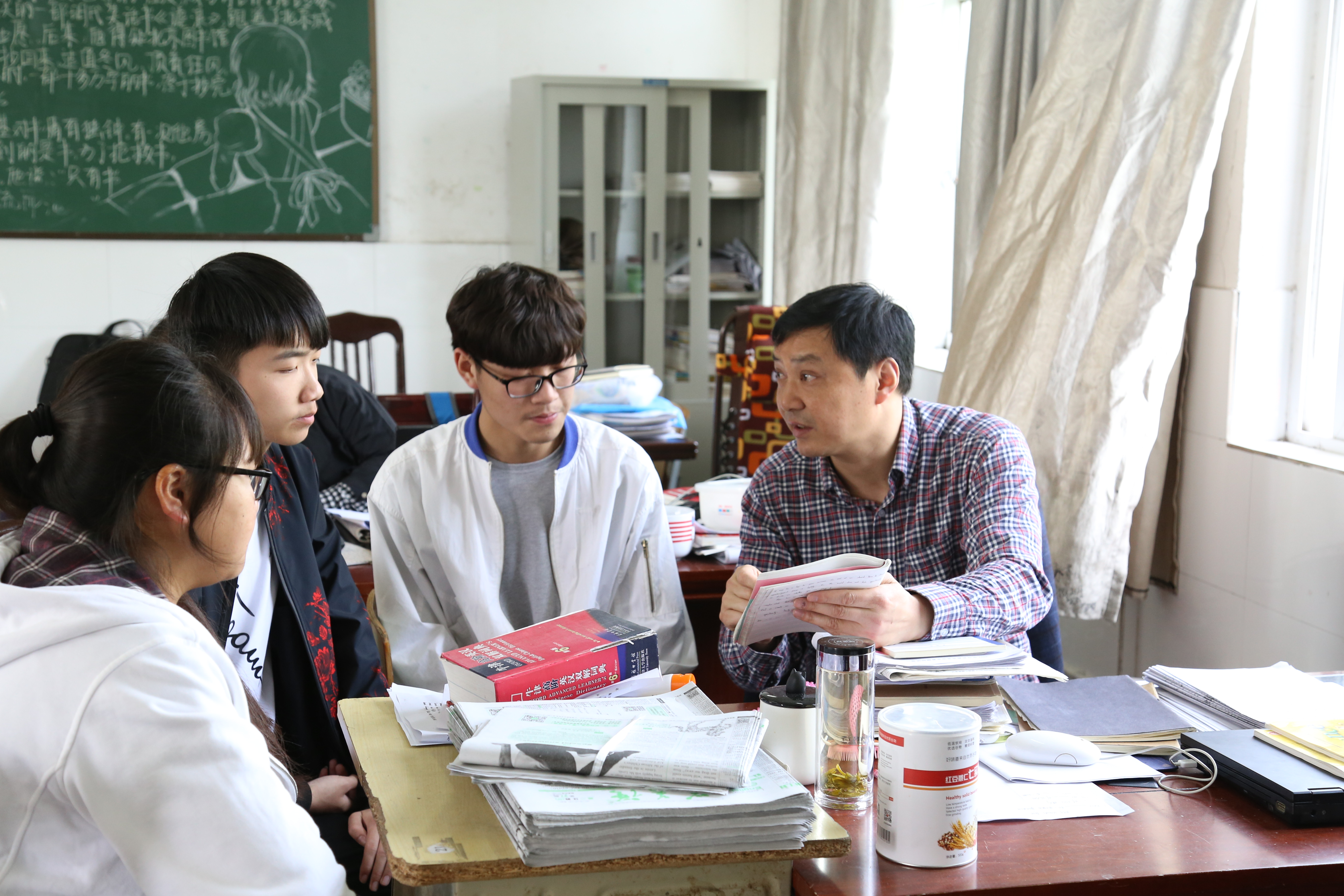 市教育局教研室調研我校高三復習迎考工作