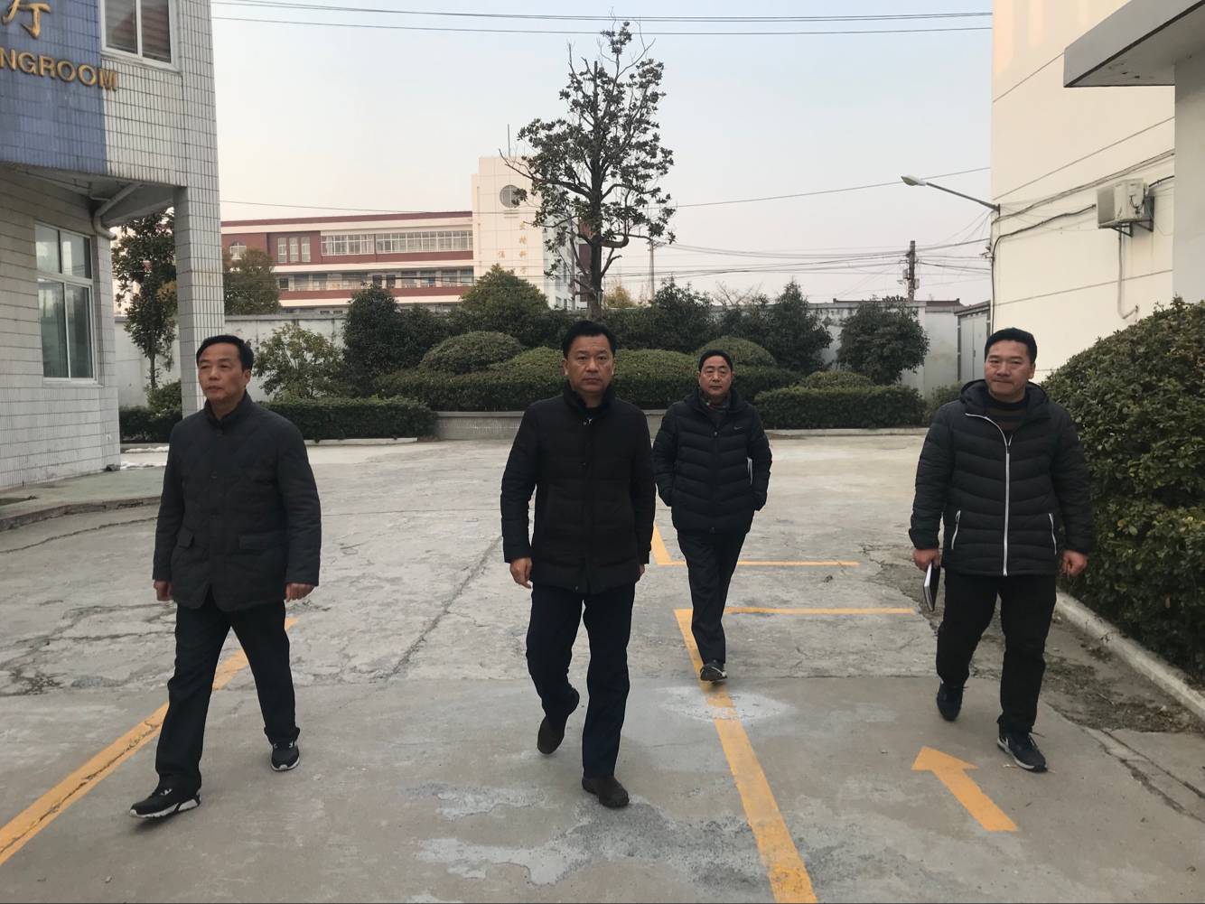 校領導帶隊開展寒假安全隱患排查 校領導帶隊開展寒假安全隱患排查