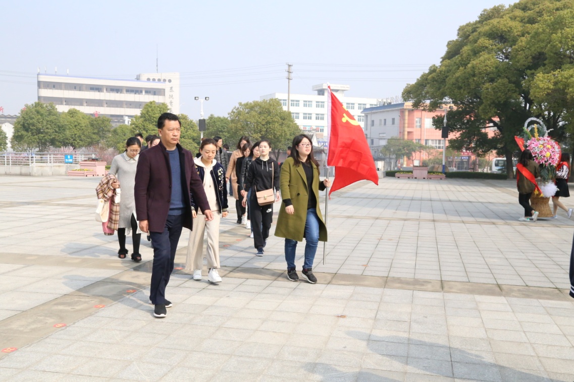 傳承紅色基因_綻放人生芳華 傳承紅色基因_綻放人生芳華