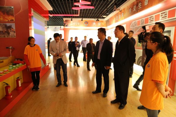 孔德平到我校調研校園安全工作