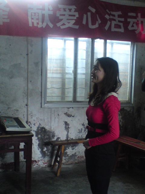 “學雷鋒,獻愛心”活動走進泰州市寺巷鎮敬老院 “學雷鋒,獻愛心”活動走進泰州市寺巷鎮敬老院