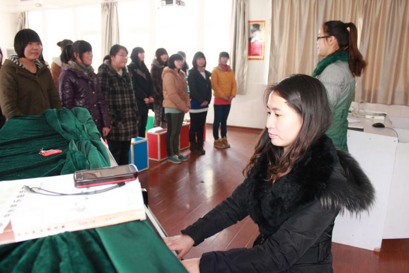 泰州實(shí)驗(yàn)中學(xué)“繪聲”歌唱社團(tuán)正式成立 泰州實(shí)驗(yàn)中學(xué)“繪聲”歌唱社團(tuán)正式成立