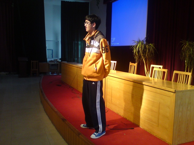 “五四精神和青年人擔當”辯論選拔賽在報告廳成功舉行 “五四精神和青年人擔當”辯論選拔賽在報告廳成功舉行