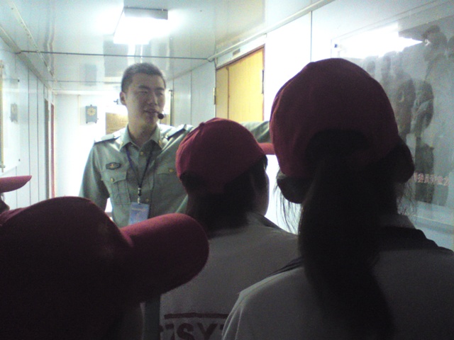 綜合實踐活動—師生參觀“遠望二號”測量船 綜合實踐活動—師生參觀“遠望二號”測量船