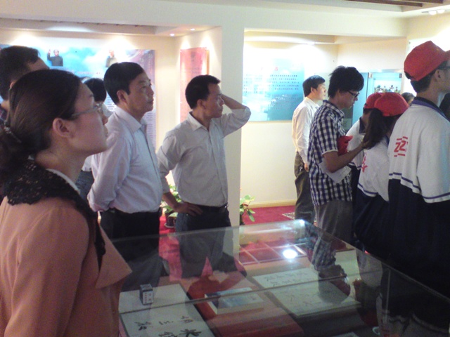 綜合實踐活動—師生參觀“遠望二號”測量船 綜合實踐活動—師生參觀“遠望二號”測量船