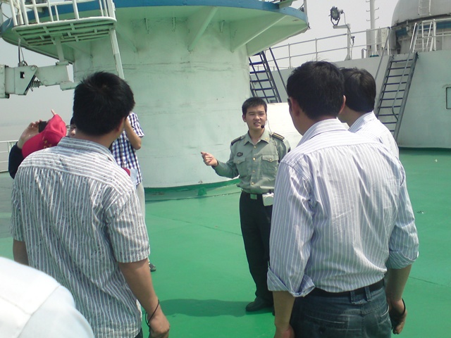 綜合實踐活動—師生參觀“遠望二號”測量船 綜合實踐活動—師生參觀“遠望二號”測量船