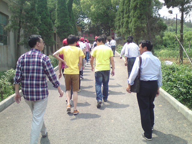 綜合實踐活動—師生參觀“遠望二號”測量船 綜合實踐活動—師生參觀“遠望二號”測量船