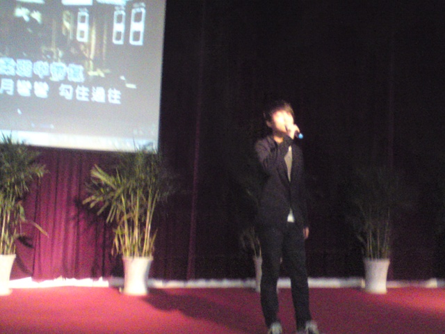 “唱響春天”歌唱比賽在報告廳圓滿舉行 “唱響春天”歌唱比賽在報告廳圓滿舉行