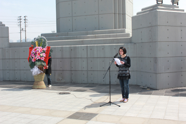 緬懷革命先烈?弘揚民族精神——清明祭掃活動 緬懷革命先烈?弘揚民族精神——清明祭掃活動