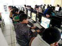 我校團委組織學生參加“網上祭英烈”活動 我校團委組織學生參加“網上祭英烈”活動