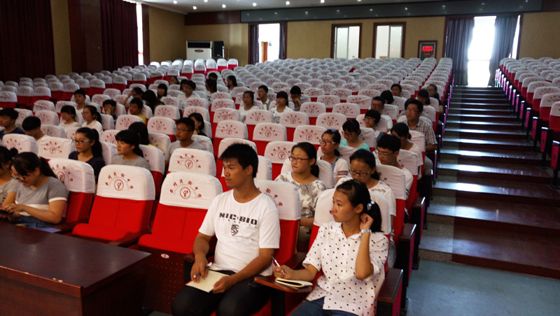 泰州實驗中學(xué)2015-2016學(xué)年秋學(xué)期九月第一次團支部例會 泰州實驗中學(xué)2015-2016學(xué)年秋學(xué)期九月第一次團支部例會